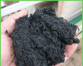 废弃的柴火灰也能变废为宝，原来它可以做肥料（柴火灰能否做肥料？详细了解一下）